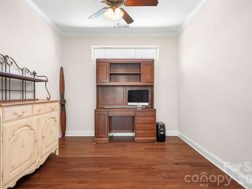 127 Brawley Point Circle, Mooresville, NC 28117.  MLS# CAR4399063, YatesRealty ID 39180. 