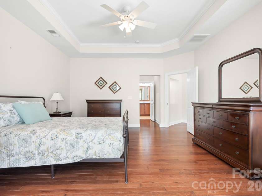 127 Brawley Point Circle, Mooresville, NC 28117.  MLS# CAR4399063, YatesRealty ID 39180. 