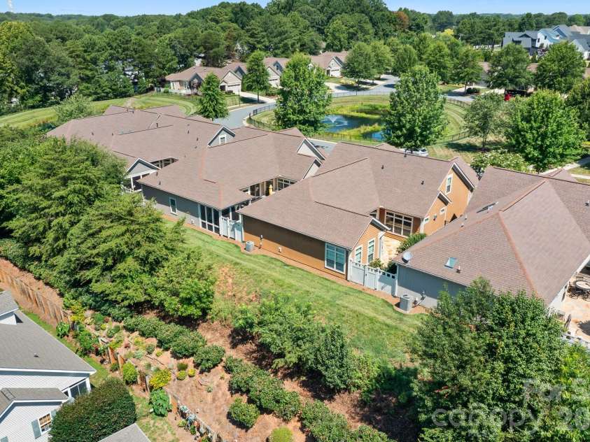 127 Brawley Point Circle, Mooresville, NC 28117.  MLS# CAR4399063, YatesRealty ID 39180. 