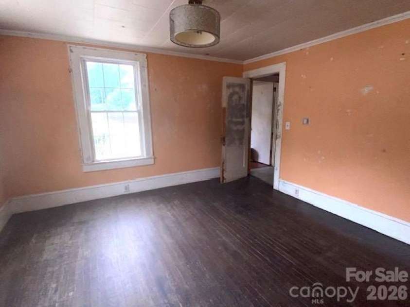 2689 Harris Henrietta Road, Mooresboro, NC 28114.  MLS# CAR4405970, YatesRealty ID 39182. 