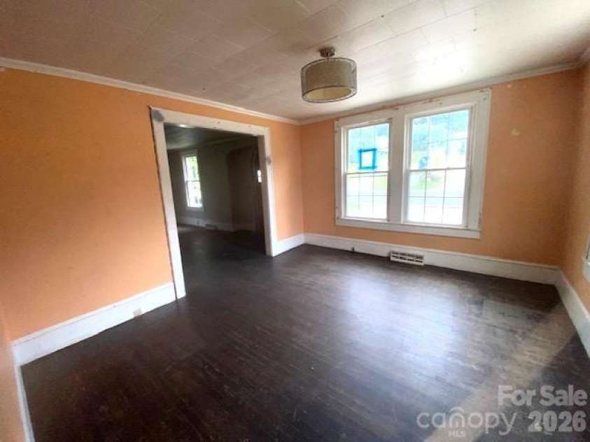 2689 Harris Henrietta Road, Mooresboro, NC 28114.  MLS# CAR4405970, YatesRealty ID 39182. 
