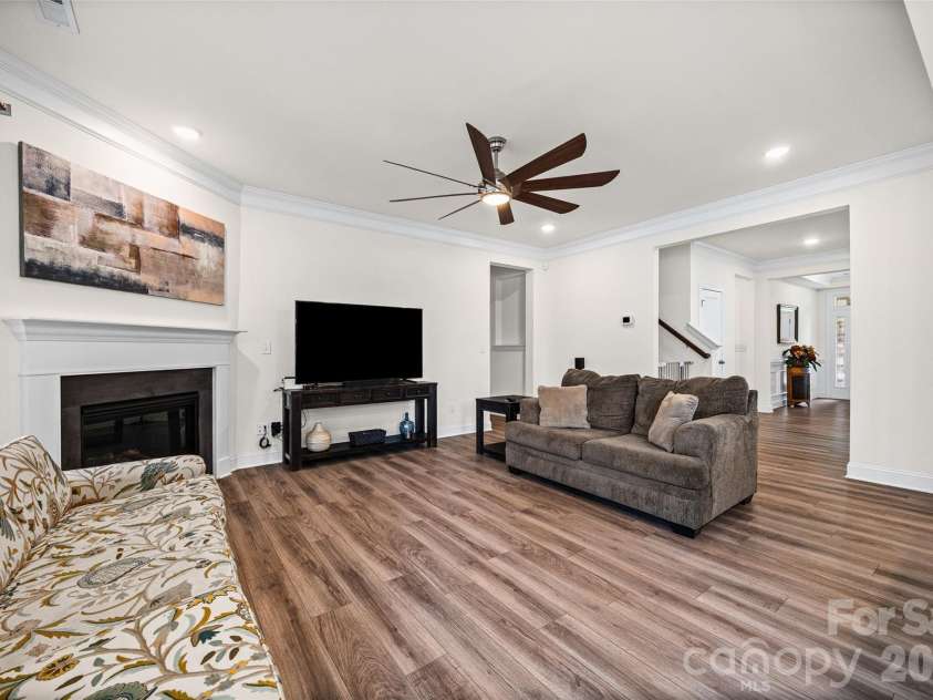 4048 Clapton Drive, Lancaster, SC 29720.  MLS# CAR4403423, YatesRealty ID 39184. 