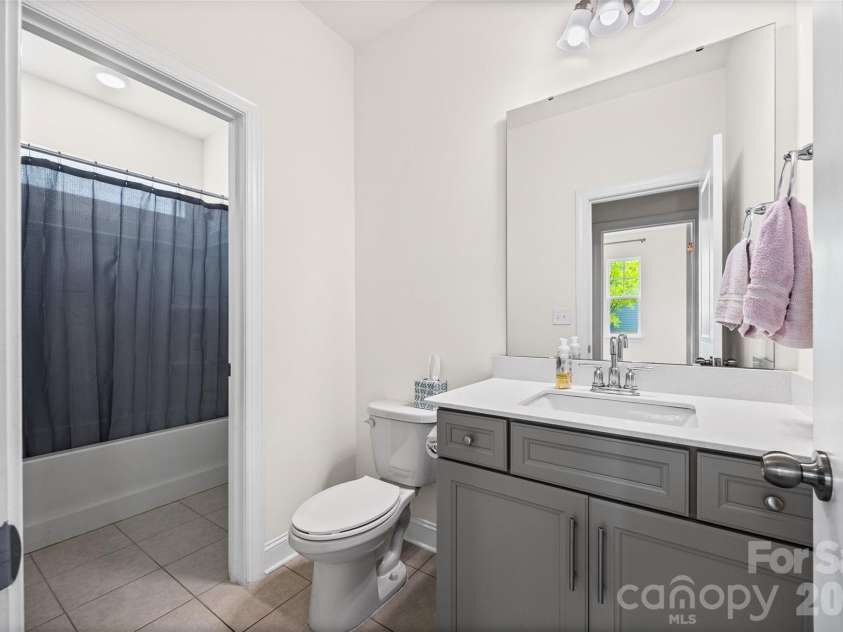 4048 Clapton Drive, Lancaster, SC 29720.  MLS# CAR4403423, YatesRealty ID 39184. 