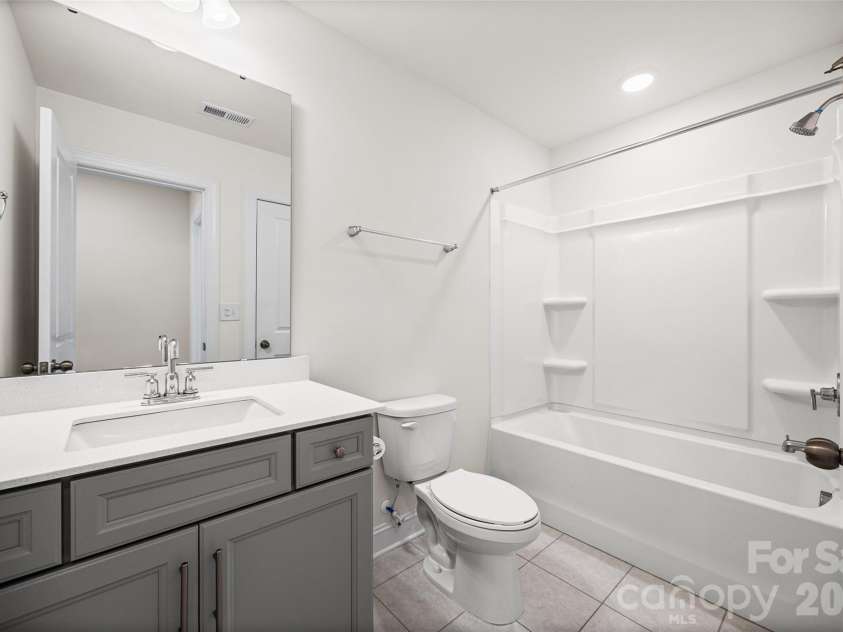 4048 Clapton Drive, Lancaster, SC 29720.  MLS# CAR4403423, YatesRealty ID 39184. 
