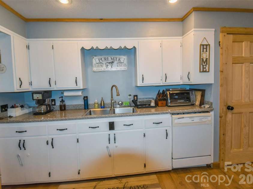 336 Hillside Road, Penrose, NC 28766.  MLS# CAR4405552, YatesRealty ID 39185. 