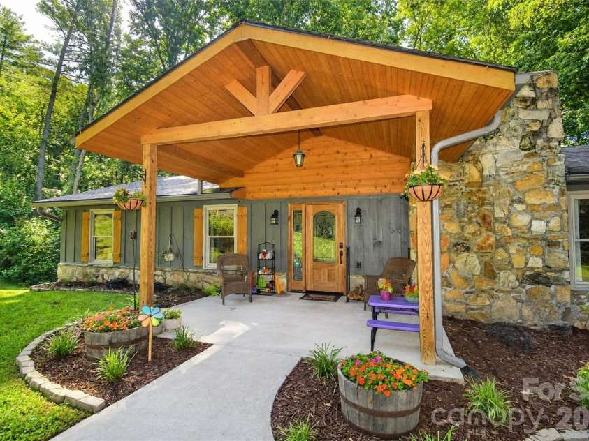 336 Hillside Road, Penrose, NC 28766.  MLS# CAR4405552, YatesRealty ID 39185. Covered front patio