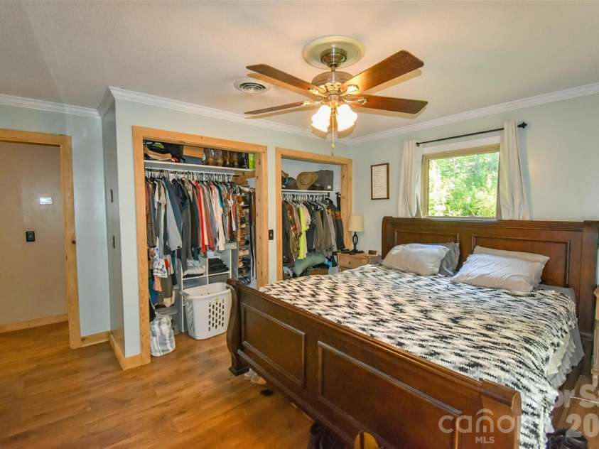 336 Hillside Road, Penrose, NC 28766.  MLS# CAR4405552, YatesRealty ID 39185. Primary