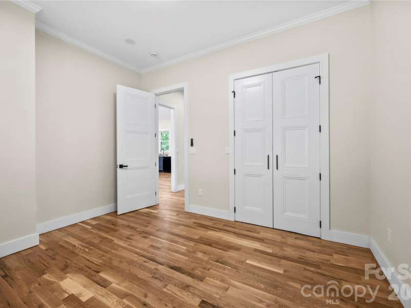 210 Hickory Tree Lane, Hendersonville, NC 28739.  MLS# CAR4398599, YatesRealty ID 39188. 