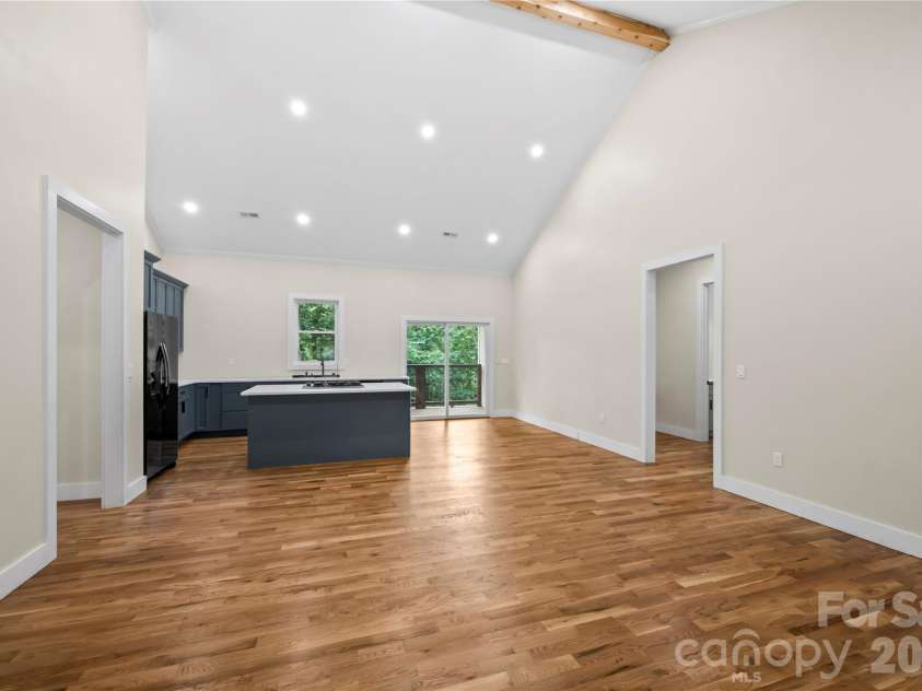 210 Hickory Tree Lane, Hendersonville, NC 28739.  MLS# CAR4398599, YatesRealty ID 39188. 