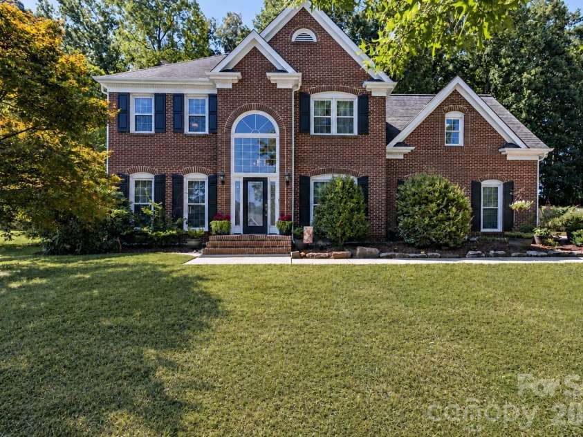 635 Highland Ridge Road, Mooresville, NC 28115.  MLS# CAR4404821, YatesRealty ID 39189. 