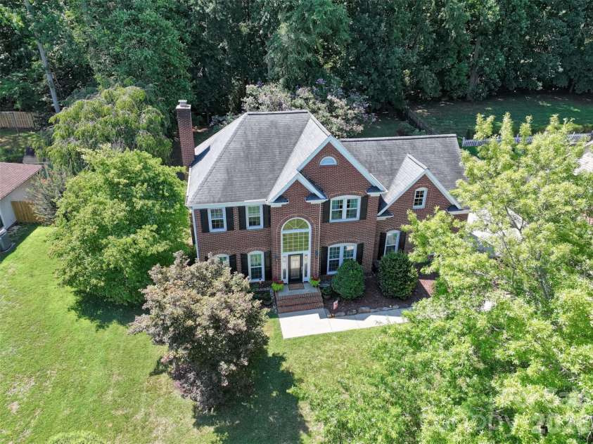 635 Highland Ridge Road, Mooresville, NC 28115.  MLS# CAR4404821, YatesRealty ID 39189. 
