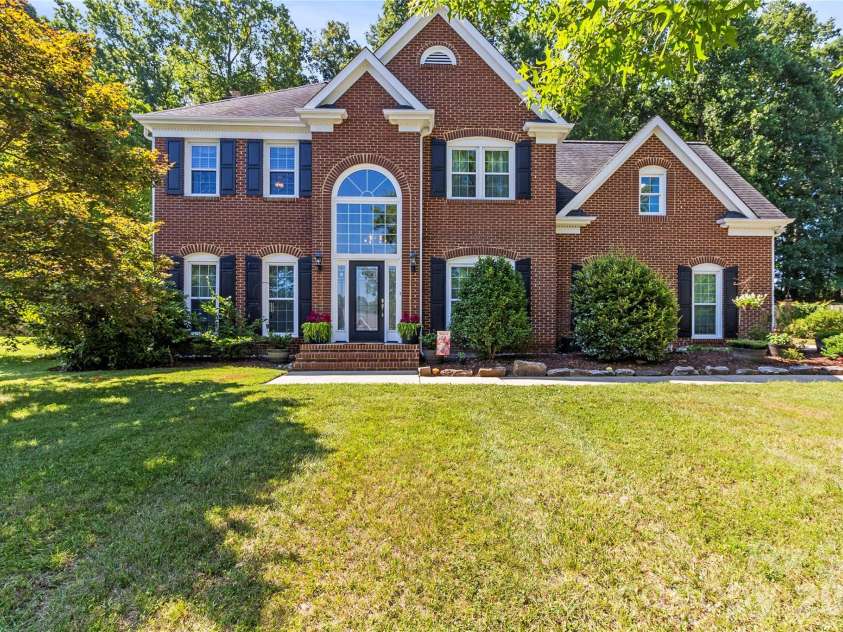 635 Highland Ridge Road, Mooresville, NC 28115.  MLS# CAR4404821, YatesRealty ID 39189. 