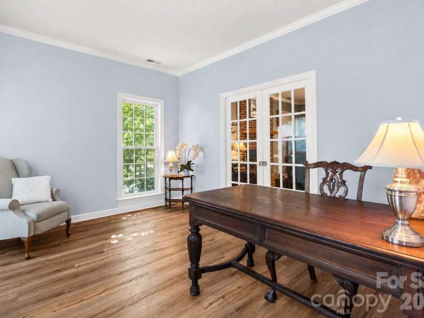 635 Highland Ridge Road, Mooresville, NC 28115.  MLS# CAR4404821, YatesRealty ID 39189. 