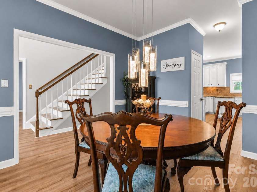 635 Highland Ridge Road, Mooresville, NC 28115.  MLS# CAR4404821, YatesRealty ID 39189. 