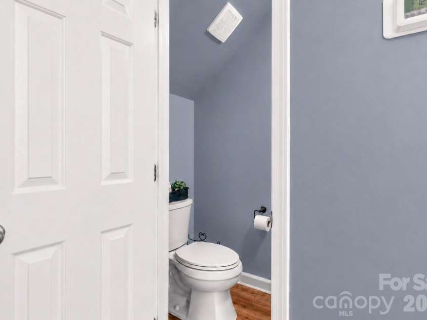 635 Highland Ridge Road, Mooresville, NC 28115.  MLS# CAR4404821, YatesRealty ID 39189. 