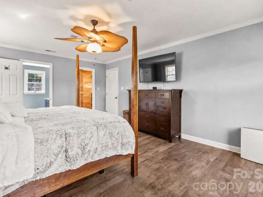 635 Highland Ridge Road, Mooresville, NC 28115.  MLS# CAR4404821, YatesRealty ID 39189. 