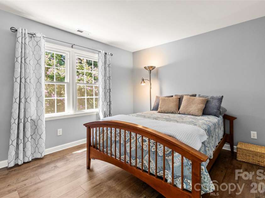 635 Highland Ridge Road, Mooresville, NC 28115.  MLS# CAR4404821, YatesRealty ID 39189. 