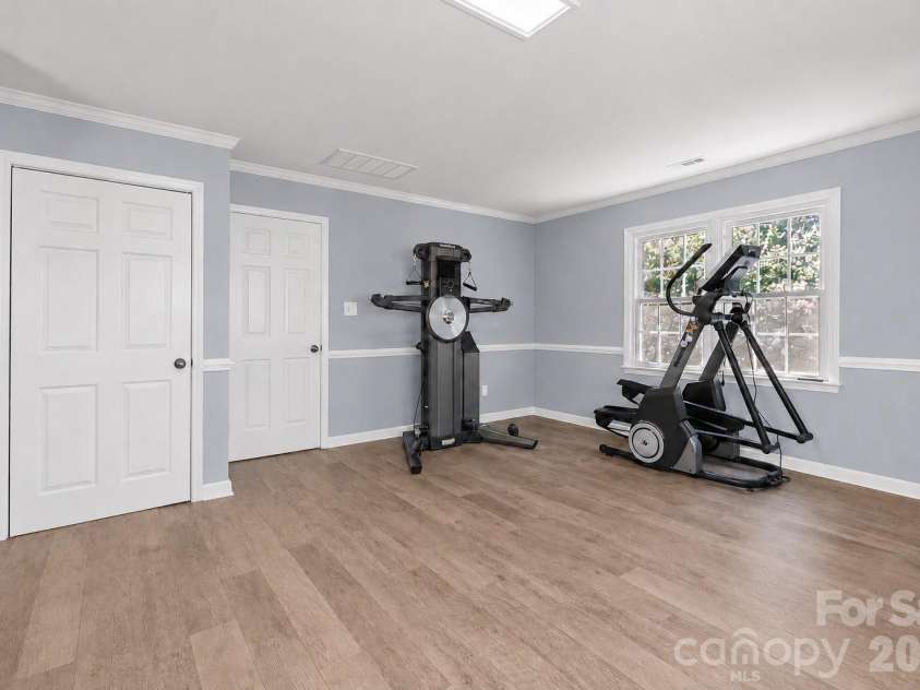 635 Highland Ridge Road, Mooresville, NC 28115.  MLS# CAR4404821, YatesRealty ID 39189. 