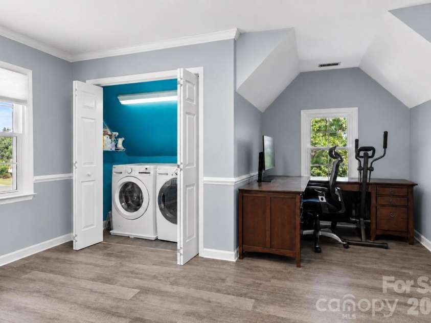 635 Highland Ridge Road, Mooresville, NC 28115.  MLS# CAR4404821, YatesRealty ID 39189. 