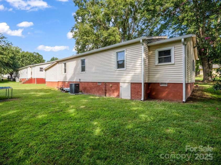 183 Hollywood Street, Forest City, NC 28043.  MLS# CAR4298952, YatesRealty ID 3919. 