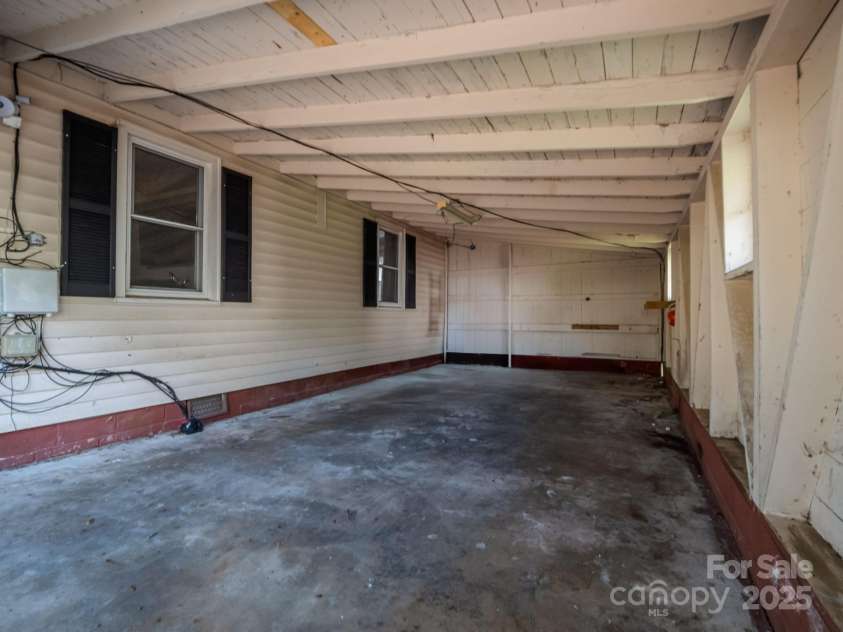 183 Hollywood Street, Forest City, NC 28043.  MLS# CAR4298952, YatesRealty ID 3919. 