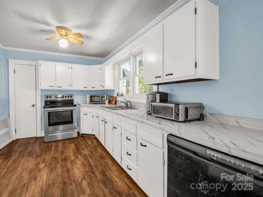 183 Hollywood Street, Forest City, NC 28043.  MLS# CAR4298952, YatesRealty ID 3919. 
