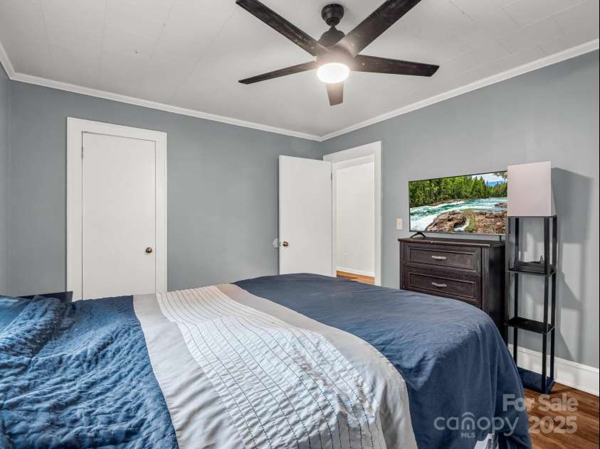 183 Hollywood Street, Forest City, NC 28043.  MLS# CAR4298952, YatesRealty ID 3919. 