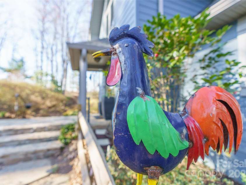 270 Ridge Drive, Saluda, NC 28773.  MLS# CAR4132159, YatesRealty ID 3919. 