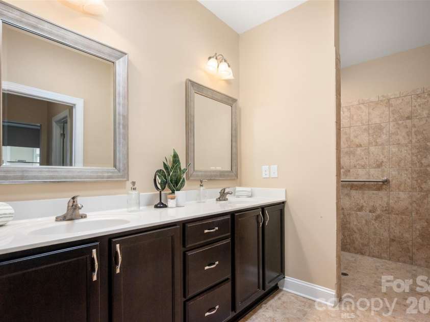 1288 Restoration Drive, Waxhaw, NC 28173.  MLS# CAR4401888, YatesRealty ID 39191. 