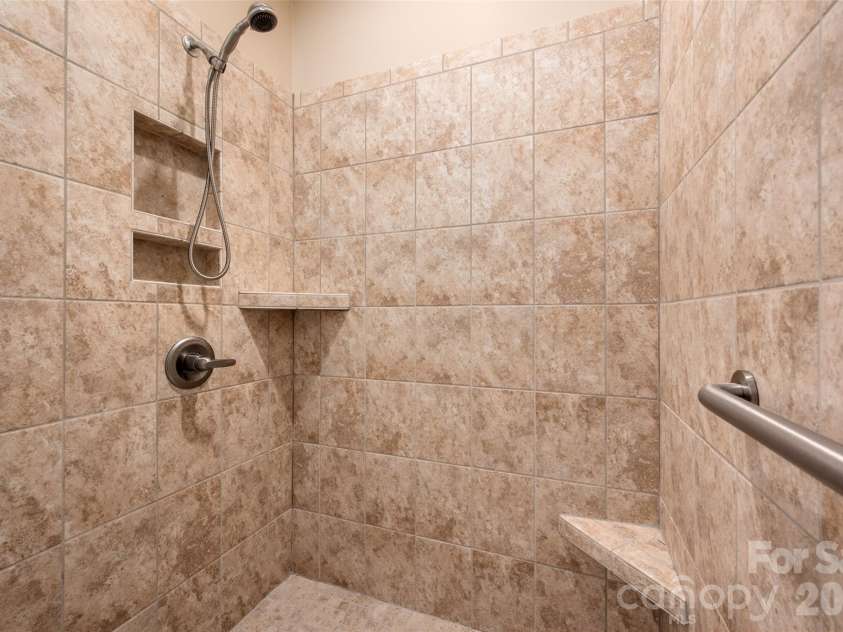 1288 Restoration Drive, Waxhaw, NC 28173.  MLS# CAR4401888, YatesRealty ID 39191. 