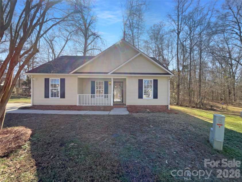 1657 Gresham Court, Rock Hill, SC 29730.  MLS# CAR4343664, YatesRealty ID 39194. 