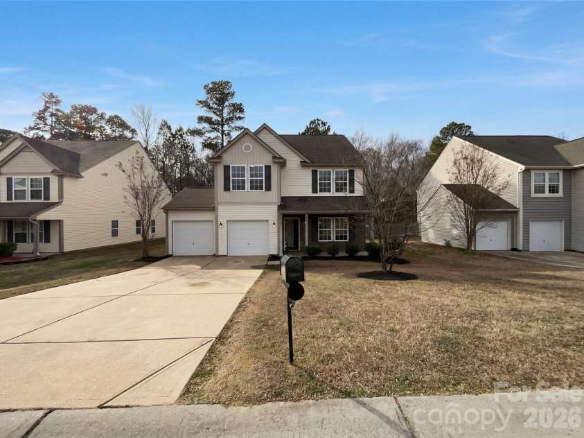 127 Emily Crest Lane, Rock Hill, SC 29730.  MLS# CAR4343684, YatesRealty ID 39195. 