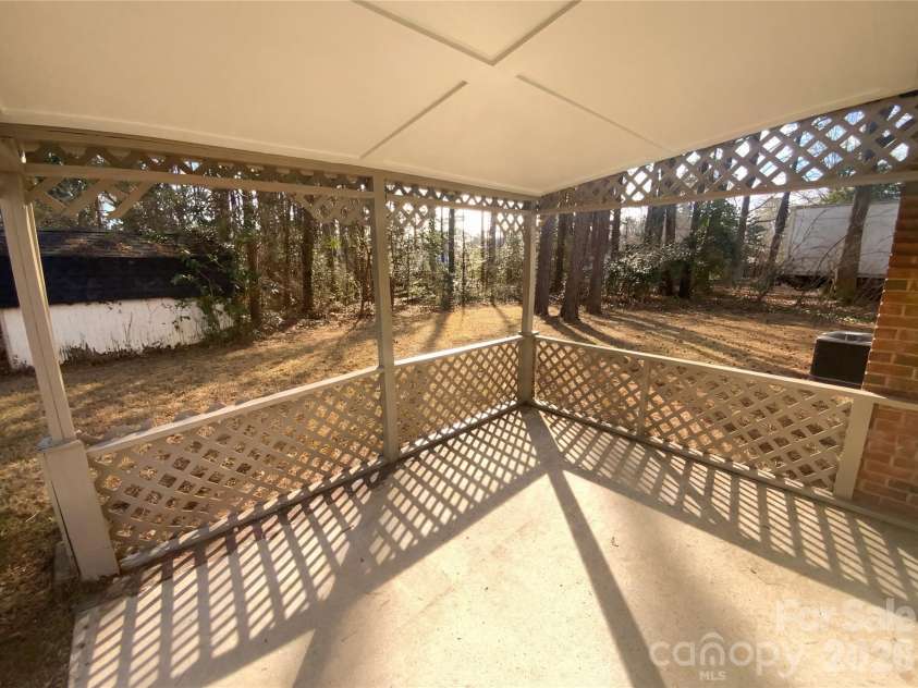 6312 Old Hickory Court, Charlotte, NC 28227.  MLS# CAR4343743, YatesRealty ID 39196. 