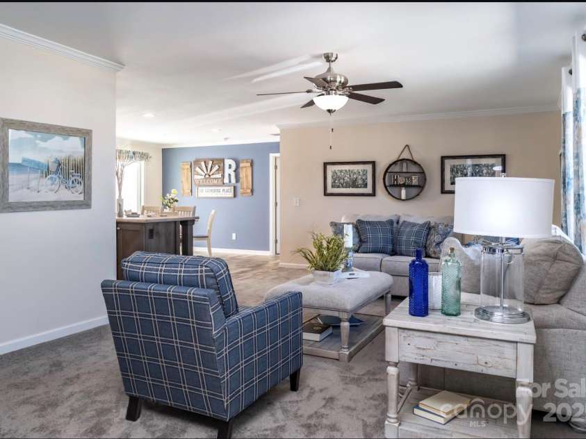 2218 Peachtree Avenue, Great Falls, SC 29055.  MLS# CAR4313600, YatesRealty ID 392. 