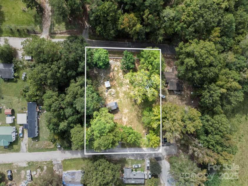 2218 Peachtree Avenue, Great Falls, SC 29055.  MLS# CAR4313600, YatesRealty ID 392. 