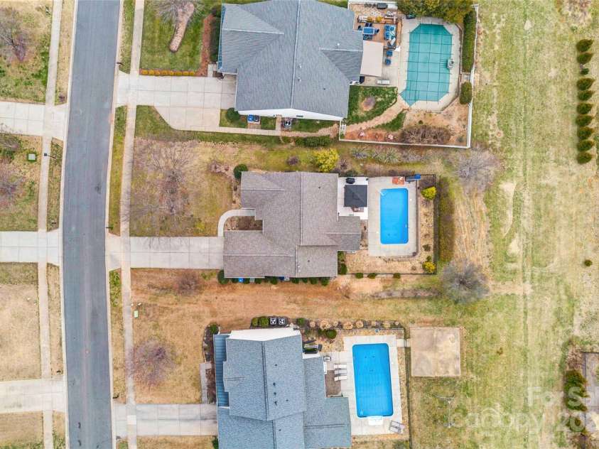 162 Pecan Hills Drive, Mooresville, NC 28115.  MLS# CAR4227829, YatesRealty ID 3920. 