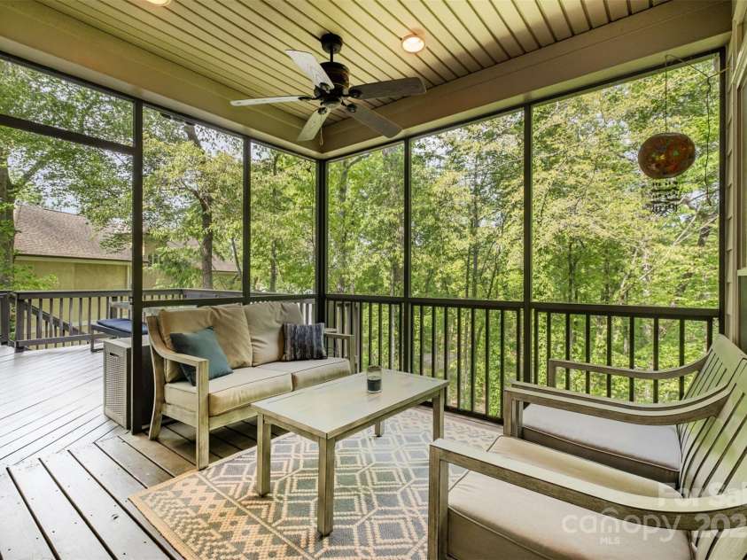 1713 Mt Isle Harbor Drive, Charlotte, NC 28214.  MLS# CAR4247836, YatesRealty ID 3920. 