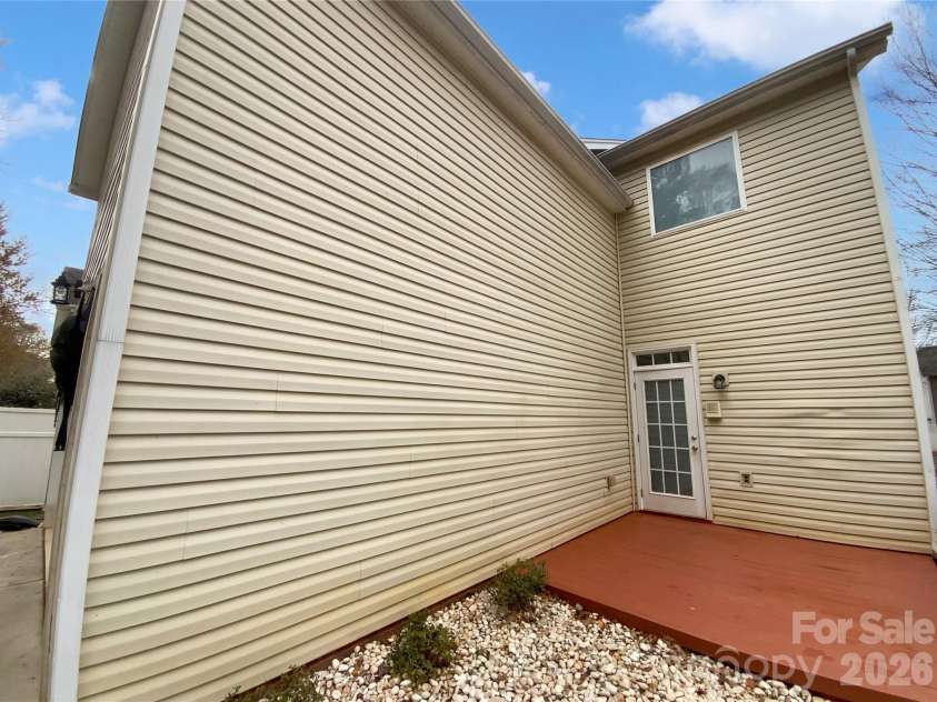 8915 Cinder Lane, Huntersville, NC 28078.  MLS# CAR4357109, YatesRealty ID 39200. 