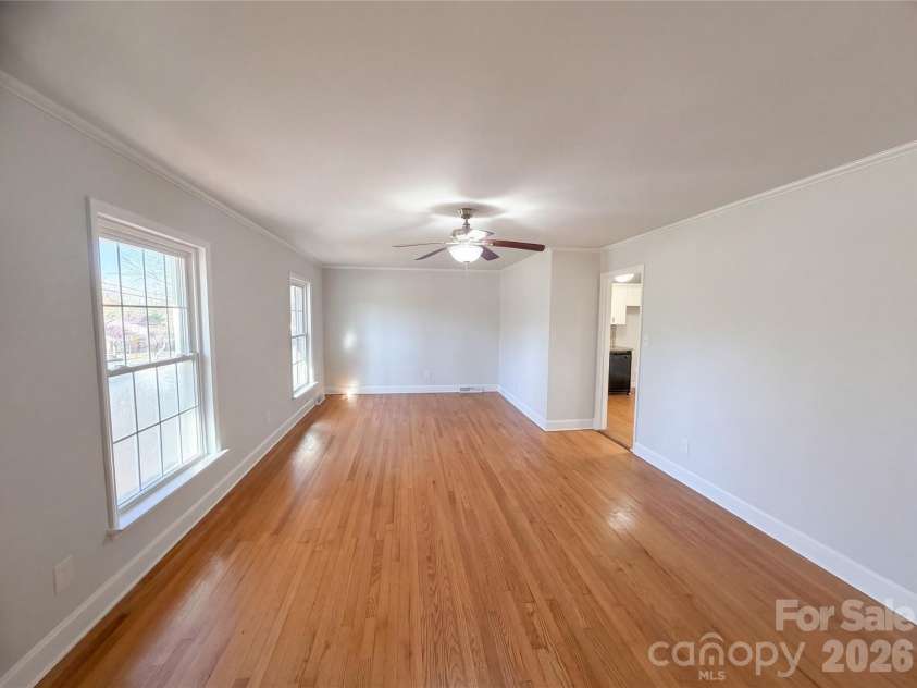1512 Buckingham Avenue, Gastonia, NC 28054.  MLS# CAR4357288, YatesRealty ID 39201. 