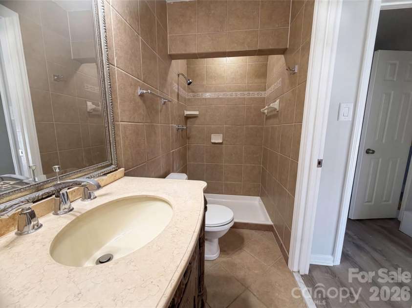 1512 Buckingham Avenue, Gastonia, NC 28054.  MLS# CAR4357288, YatesRealty ID 39201. 