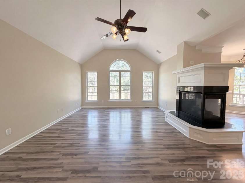 20224 Northport Drive, Cornelius, NC 28031.  MLS# CAR4362173, YatesRealty ID 39203. 