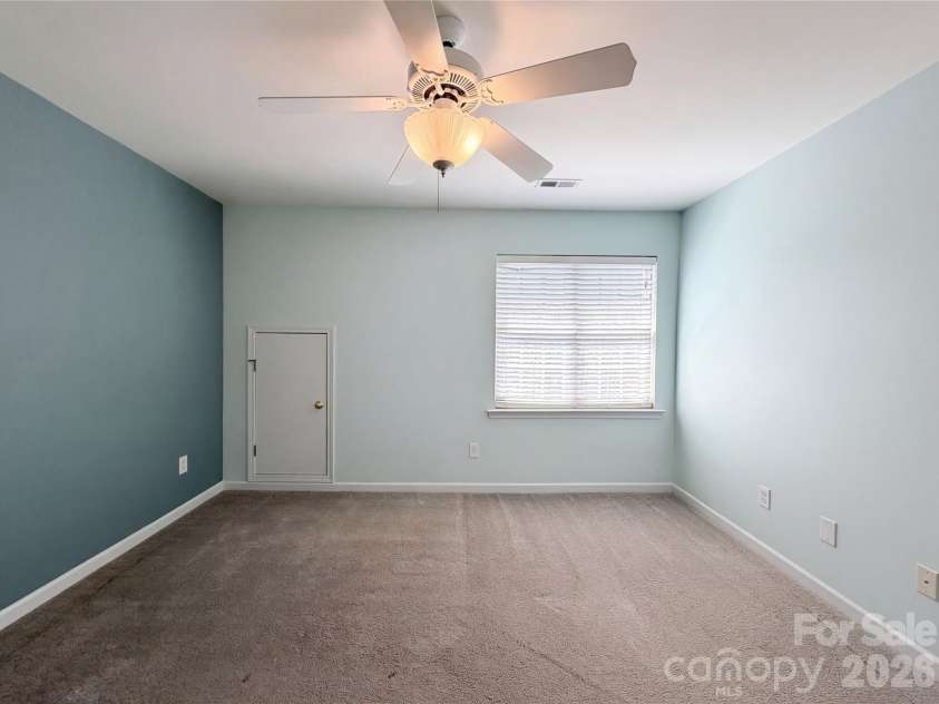 20224 Northport Drive, Cornelius, NC 28031.  MLS# CAR4362173, YatesRealty ID 39203. 