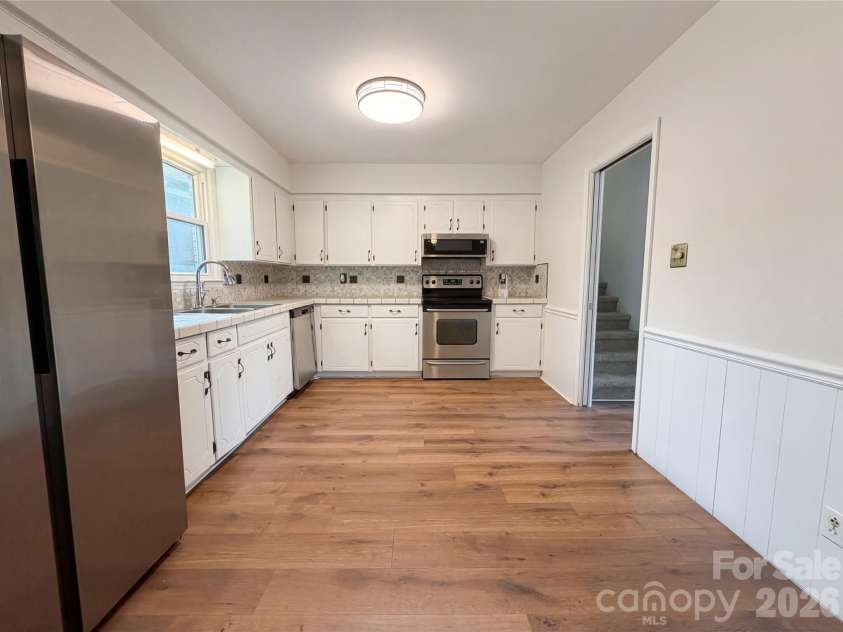 121 Pelham Lane, Fort Mill, SC 29715.  MLS# CAR4362360, YatesRealty ID 39204. 