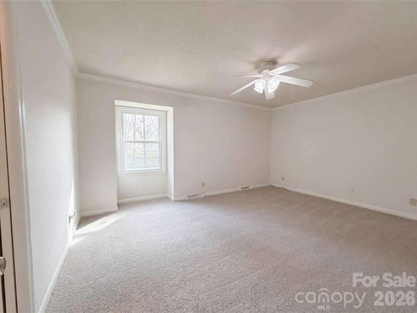 121 Pelham Lane, Fort Mill, SC 29715.  MLS# CAR4362360, YatesRealty ID 39204. 