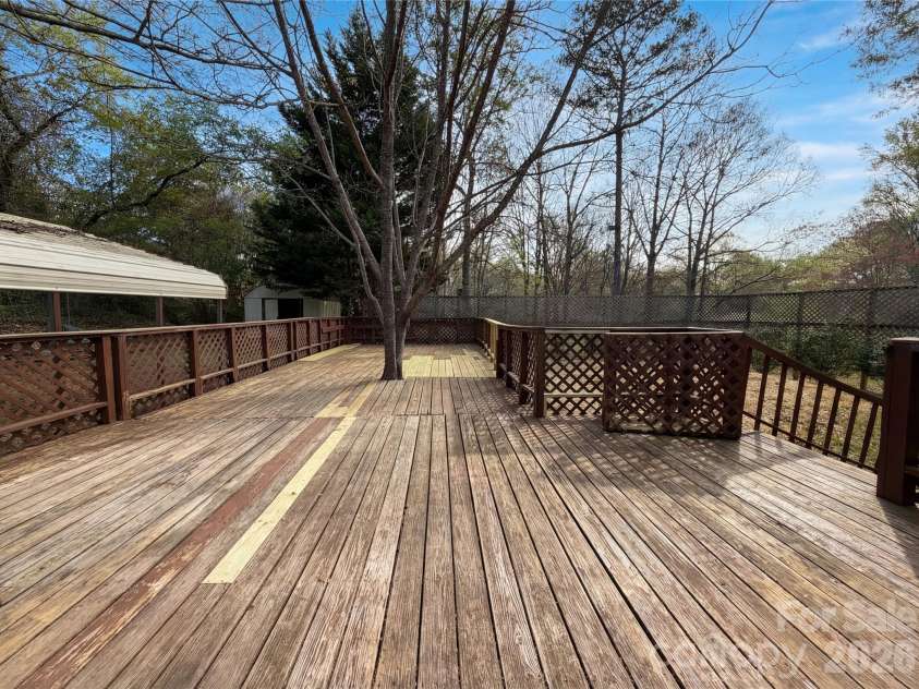 121 Pelham Lane, Fort Mill, SC 29715.  MLS# CAR4362360, YatesRealty ID 39204. 
