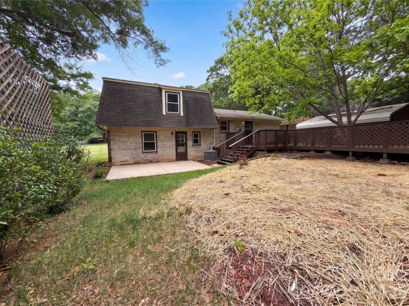 121 Pelham Lane, Fort Mill, SC 29715.  MLS# CAR4362360, YatesRealty ID 39204. 