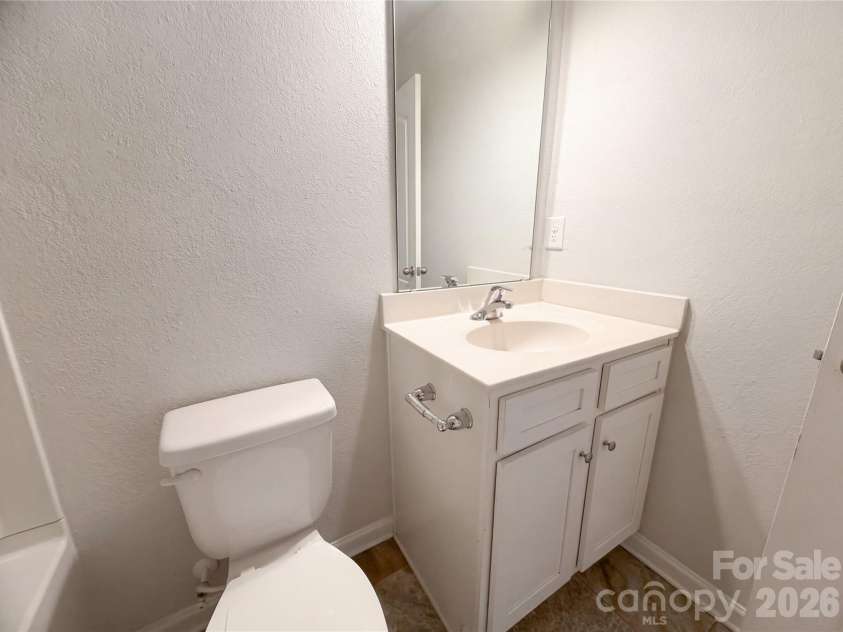 3013 Chatuge Court, Charlotte, NC 28214.  MLS# CAR4363855, YatesRealty ID 39206. 