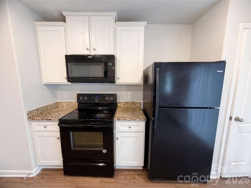 3013 Chatuge Court, Charlotte, NC 28214.  MLS# CAR4363855, YatesRealty ID 39206. 