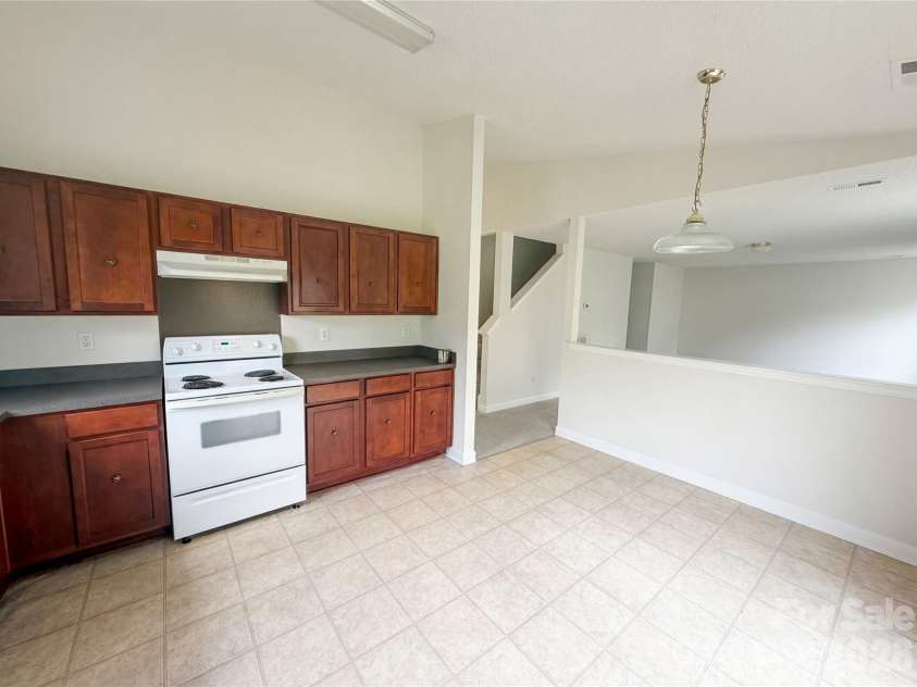 6620 Iron Brigade Lane, Charlotte, NC 28269.  MLS# CAR4365216, YatesRealty ID 39207. 