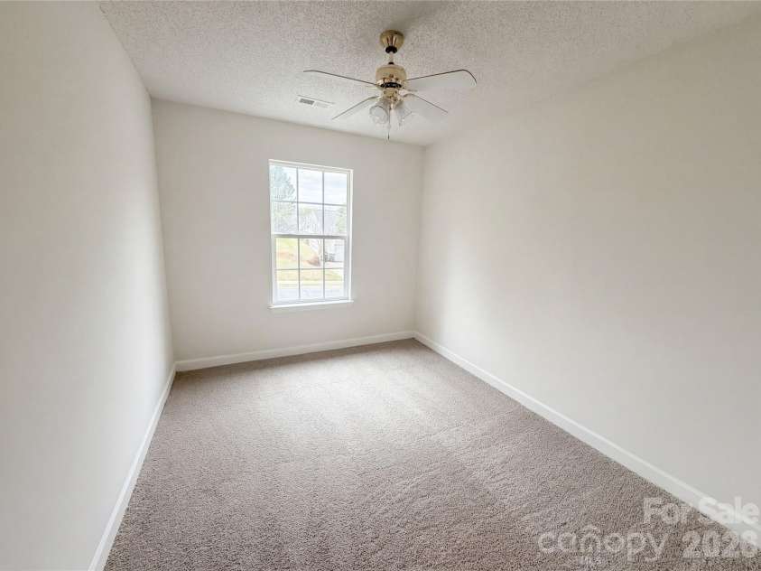 6620 Iron Brigade Lane, Charlotte, NC 28269.  MLS# CAR4365216, YatesRealty ID 39207. 
